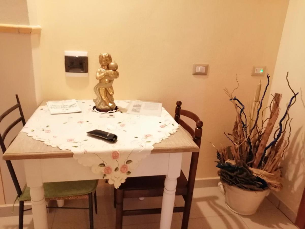 B&B San Nicola Serramazzoni Eksteriør bilde